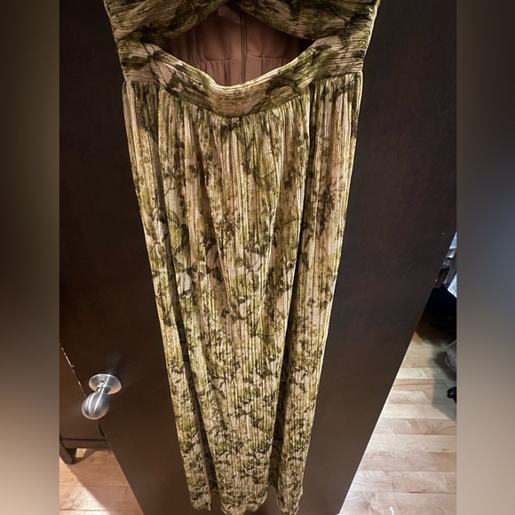 Dress The Population Green Mirabella Gown – Maxi Dress - Picture 5 of 9